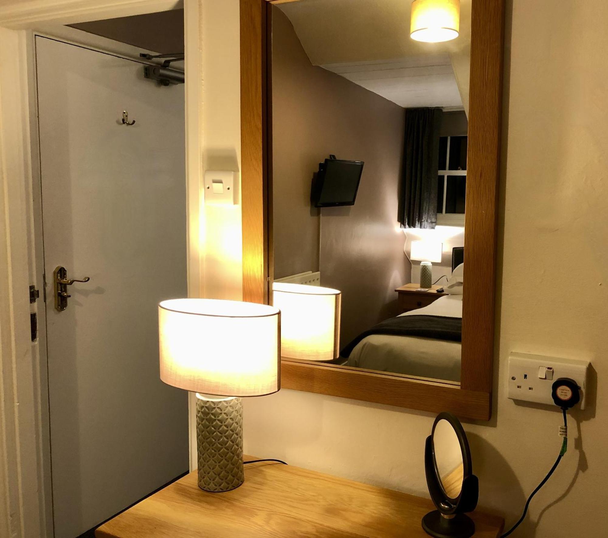 Westwood House Gasthof 4*